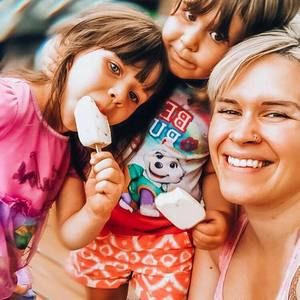 Meet your Posher, Véronique